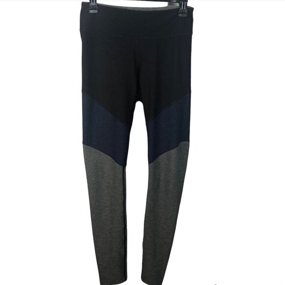 Outdoor Voices 7/8 Springs Leggings Charcoal/Navy/Graphite Size Medium - Picture 5 of 9
